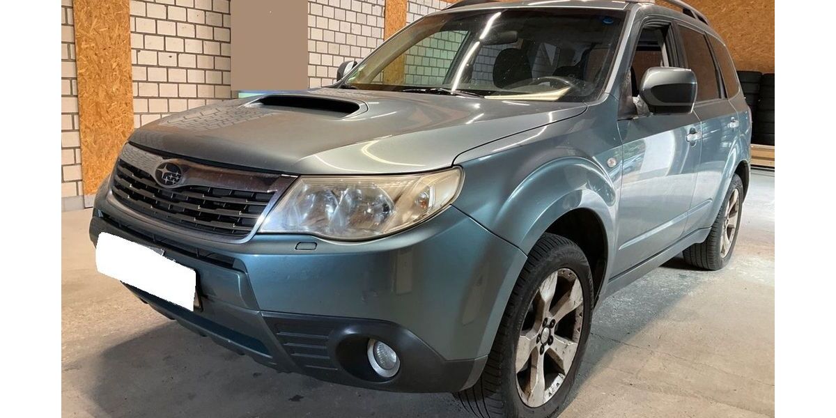Subaru Forester 179.000 km 4.499 &euro; Berlin 13405