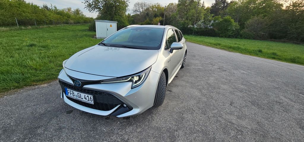 Toyota Corolla 107.000 km 19.999 &euro; Fürstenfeldbruck, Oberbayern 82256