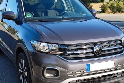 VW T-Cross 19.800 km 21.990 € Velpke 38458