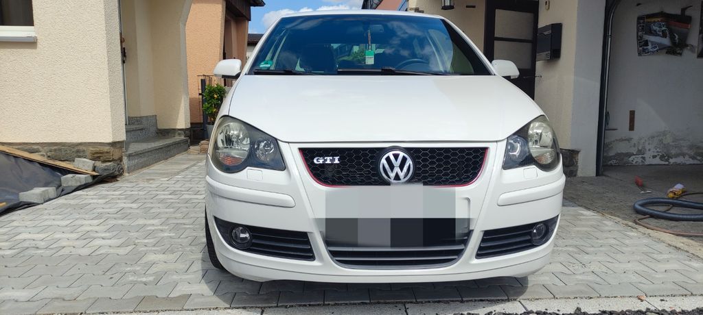 VW Polo 192.500 km 2.499 &euro; Thum 09419