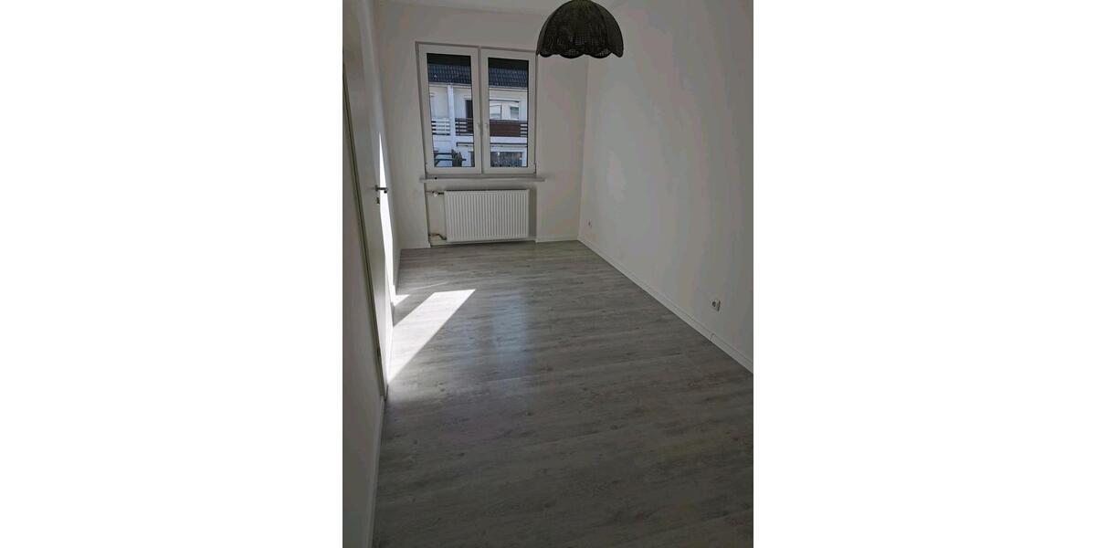 Reihenhaus Geestland - 5 Zimmer, 130 m&sup2;, 1.350&euro; | Angebot:26451266