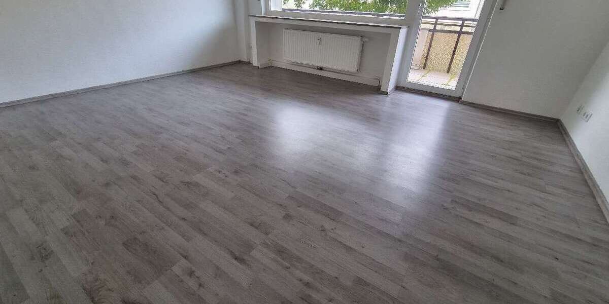 Etagenwohnung Essen Stadtbezirk VII - 3 Zimmer, 60 m&sup2;, 550&euro; | Angebot:27729750