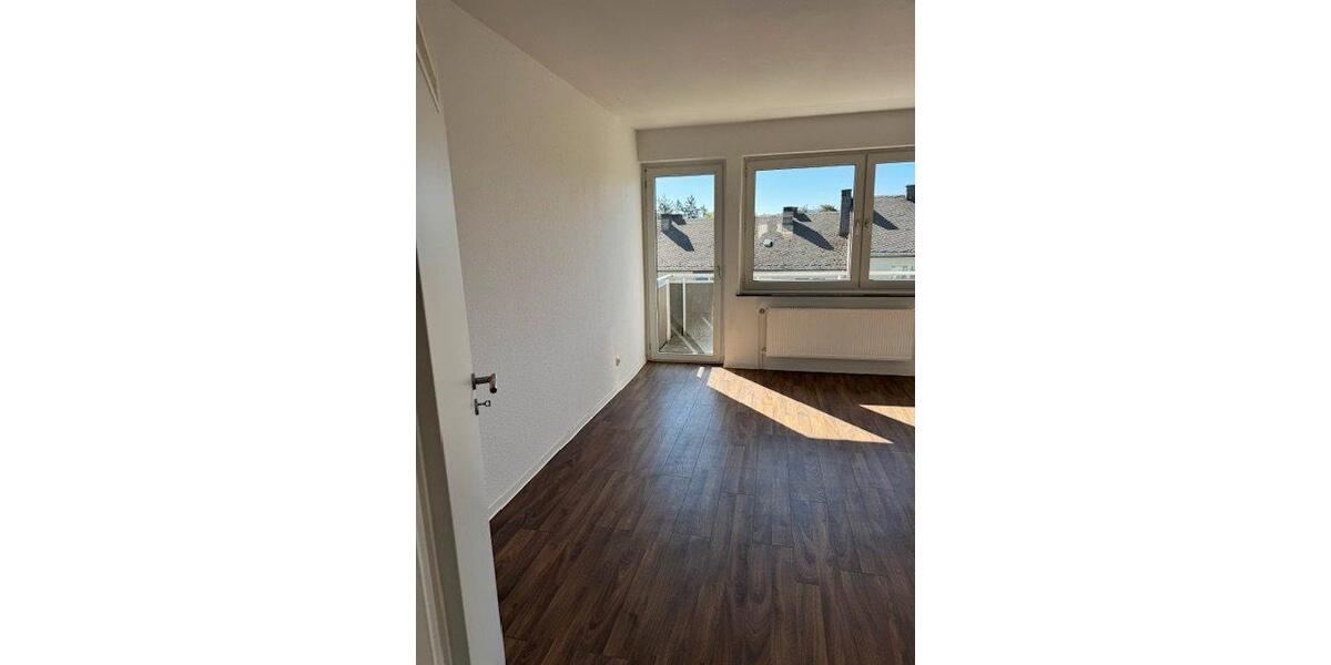 Etagenwohnung Niederwörresbach - 3 Zimmer, 74 m&sup2;, 490&euro; | Angebot:26384600
