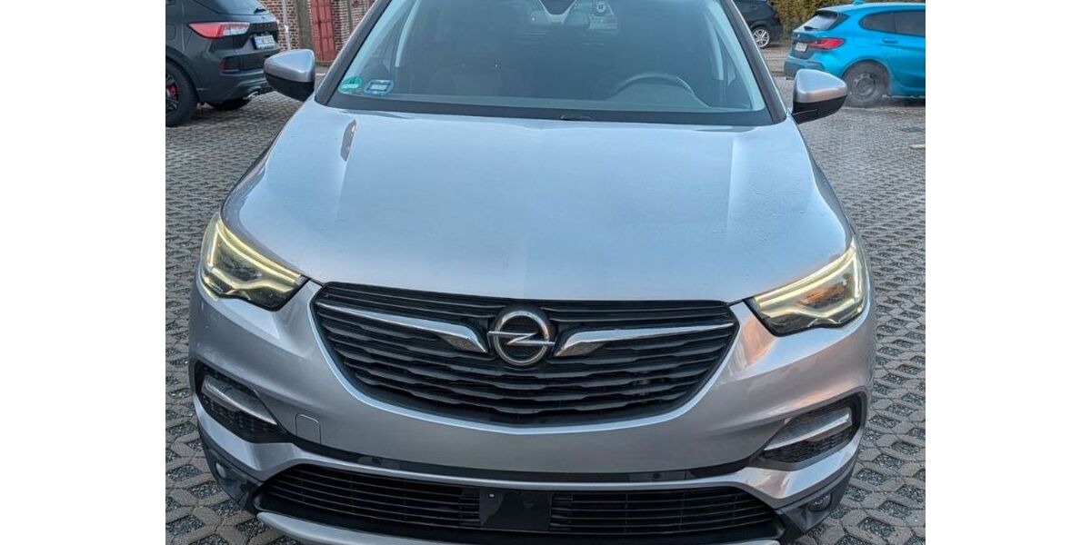 Opel Grandland (X) 60.700 km 12.400 &euro; Chemnitz 09114