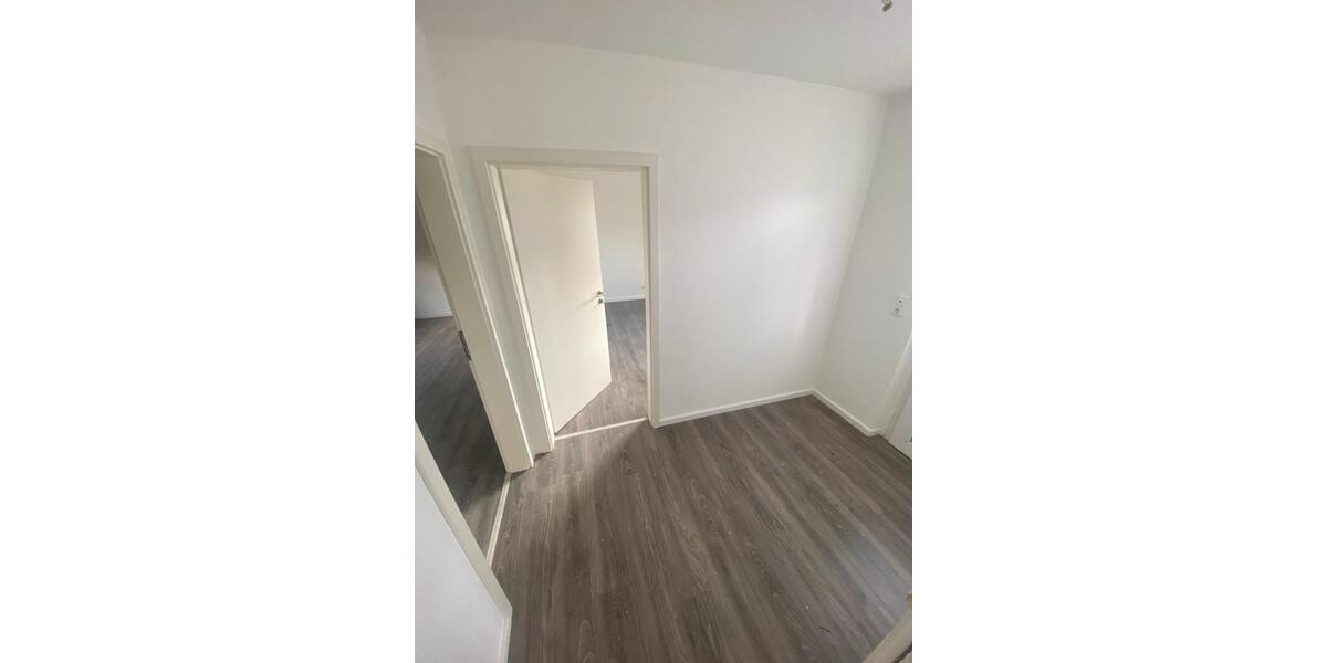 Einfamilienhaus Westerstede - 7 Zimmer, 140 m&sup2;, 1.350&euro; | Angebot:26700533