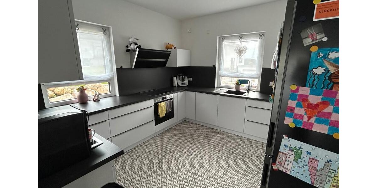 Einfamilienhaus Driedorf - 11 Zimmer, 200 m&sup2;, 500.000&euro; | Angebot:26495780