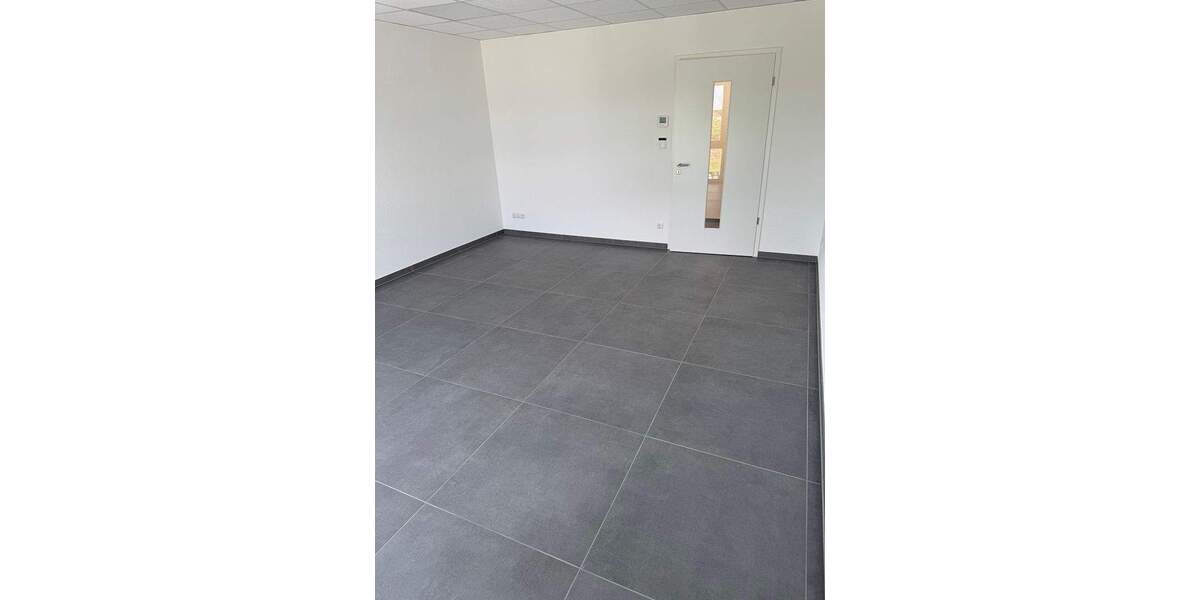 Gewerbeobjekt Lindhorst - 5 Zimmer, 207 m&sup2;, 2.200&euro; | Angebot:25681595