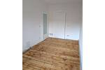 Komplett sanierte 4-Zimmer AltbauWohnung in U-Bahnnähe