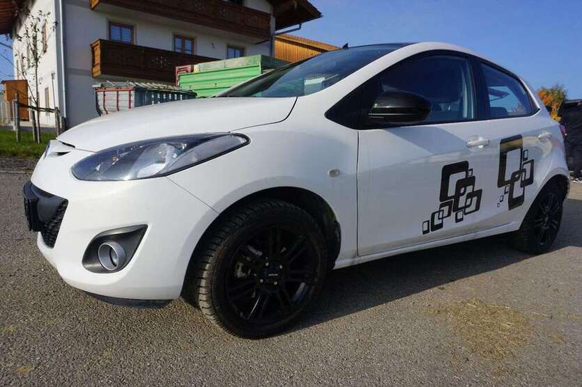 Mazda 2 68.500 km 3.500 € Griesstätt 83556