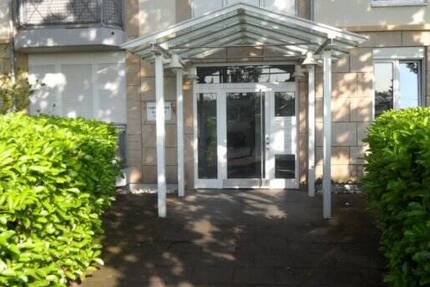 in zentraler Lage von Bonn, freundliche 2 Zimmerwohnung mit Balkon mit Personenaufzug plus TG - Stellplatz 2 zimmer