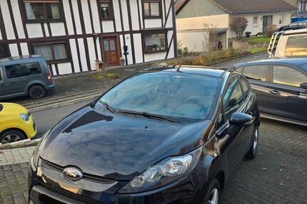 Ford Fiesta 153.900 km 3.900 € Wilnsdorf 57234