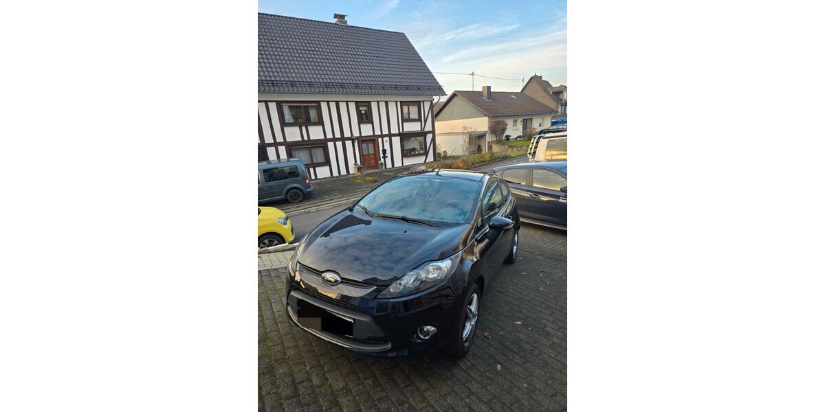 Ford Fiesta 153.900 km 3.900 € Wilnsdorf 57234