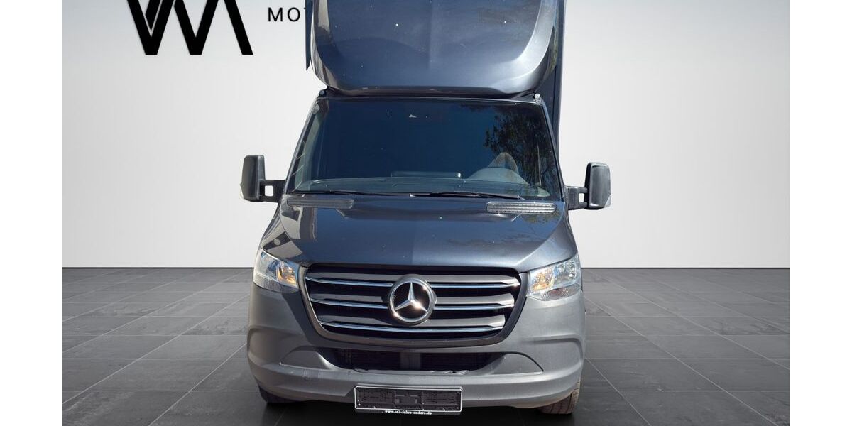 Mercedes-Benz Sprinter 196.000 km 29.990 &euro; München 81249
