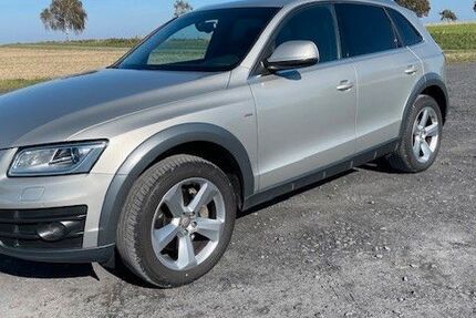Audi Q5 182.000 km 14.500 € Ense 59469
