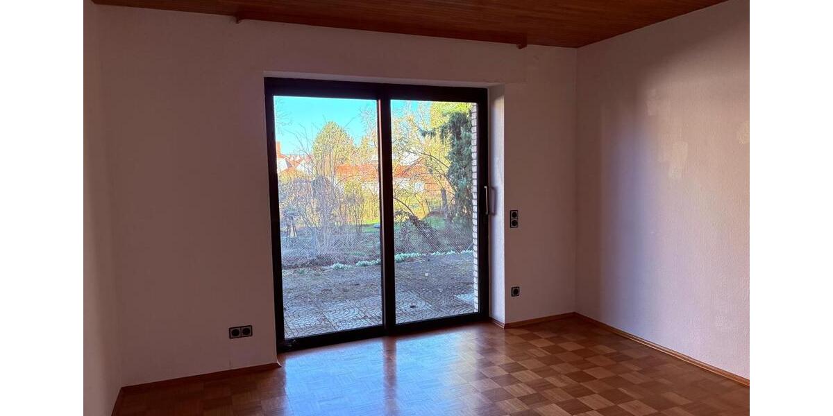 Terrassenwohnung Göttingen - 5 Zimmer, 150 m&sup2;, 1.800&euro; | Angebot:25309955