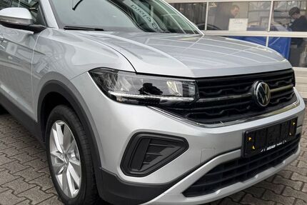 VW T-Cross 2.985 km 25.850 &euro; Frankfurt am Main 65936