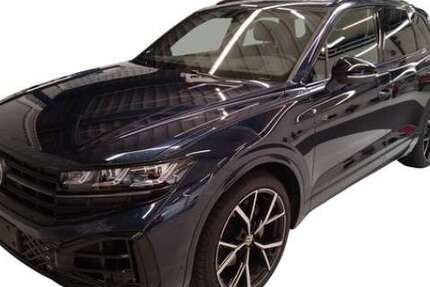 VW Touareg 35.732 km 67.490 € Karlstadt 97753