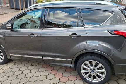 Ford Kuga 89.800 km 15.000 € Dortmund 44339
