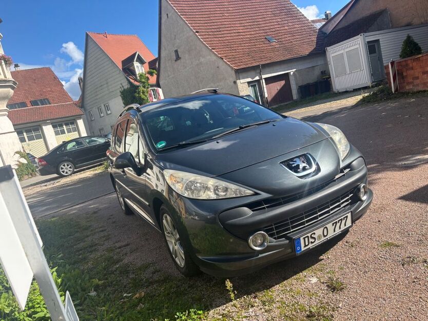 Peugeot 207 235.000 km 2.700 € Hüfingen 78183