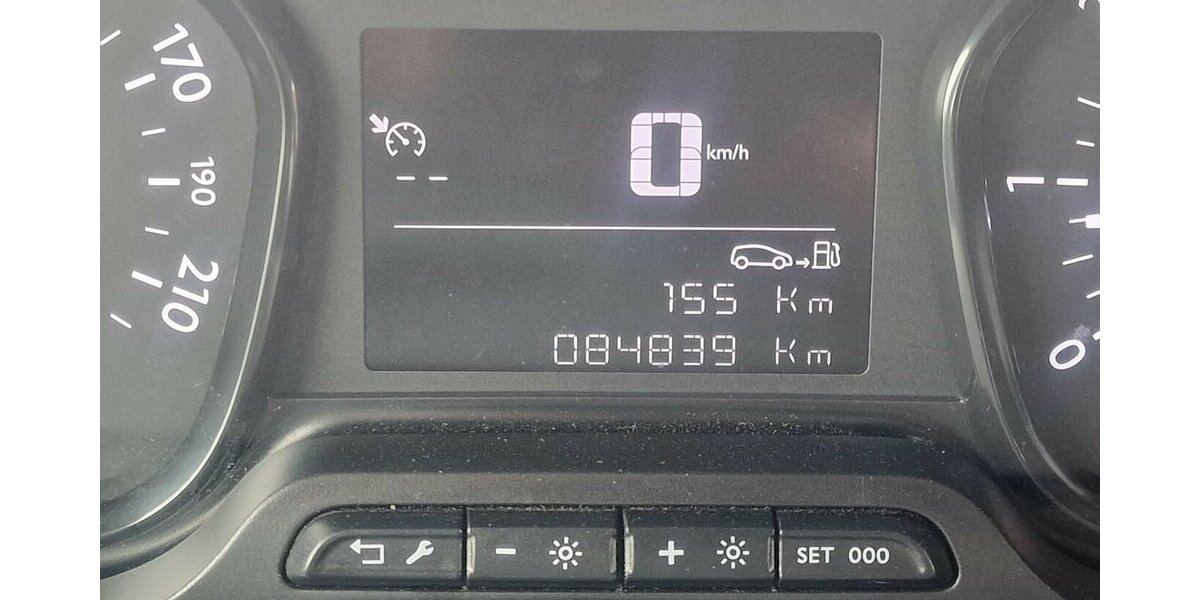 Opel Vivaro 2.0 D Design Paket NAVI Anhängerkupplung 84.000 km 26.998 &euro; Landau 76829