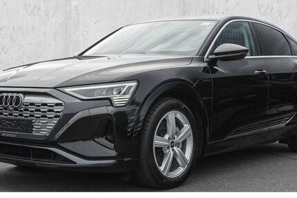 Audi Q8 e-tron 61.739 km 42.750 &euro; Düsseldorf 40474