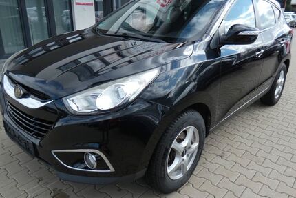 Hyundai ix35 152.000 km 6.490 &euro; Erfurt 99087