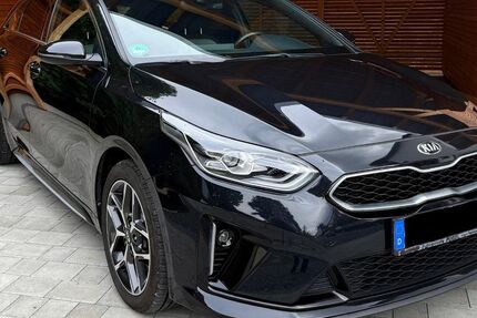 Kia pro ceed / ProCeed 38.300 km 21.350 € Hallerndorf 91352
