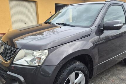 Suzuki Grand Vitara 118.000 km 8.799 € Uettingen 97292