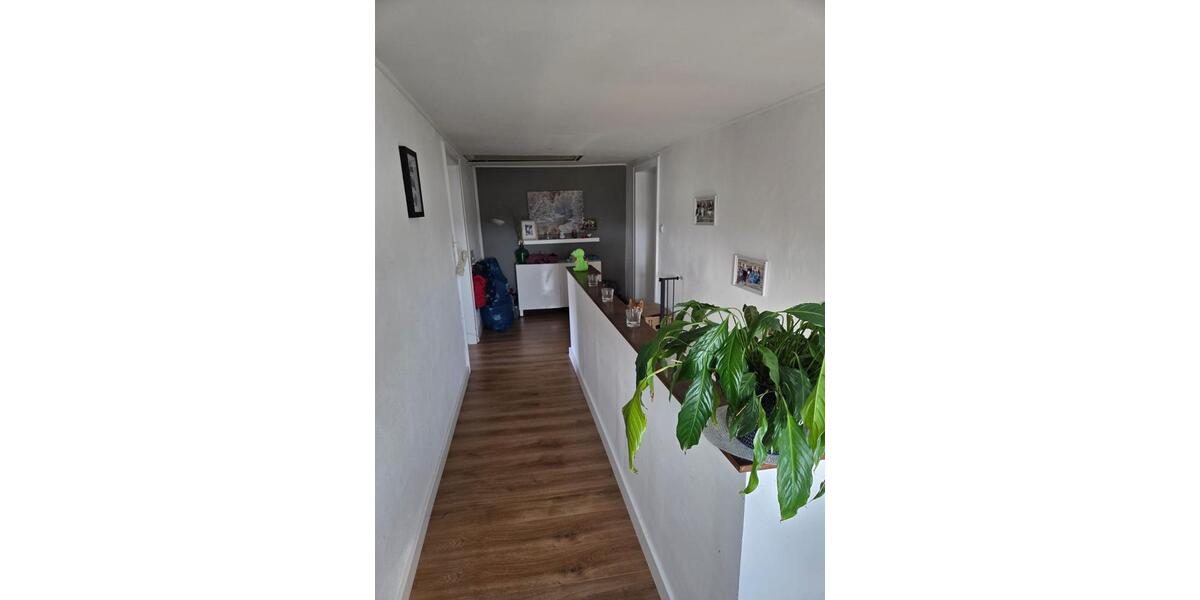 Reihenhaus Gusenburg - 5 Zimmer, 140 m&sup2;, 900&euro; | Angebot:26385801