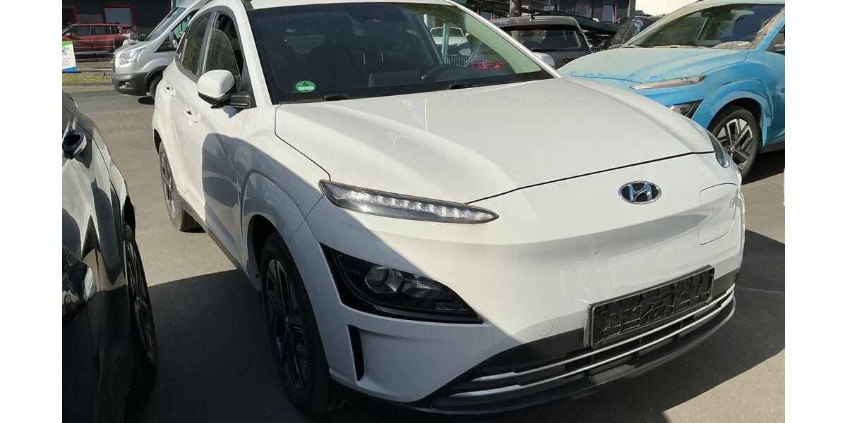 Hyundai KONA 32.383 km 18.500 &euro; Eitorf 53783