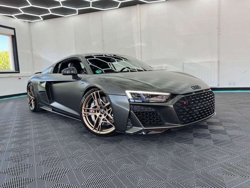 R8