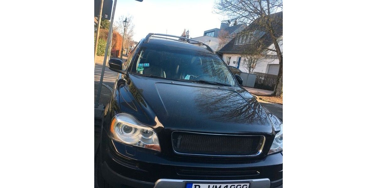 Volvo XC90 137.000 km 13.400 &euro; Düsseldorf 40593