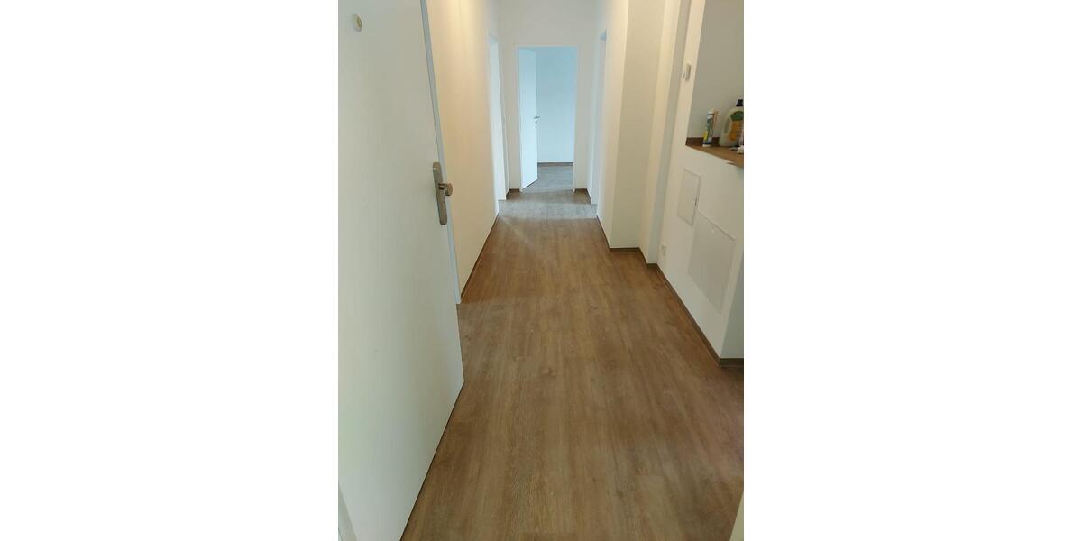 Erdgeschoßwohnung Pegnitz - 3 Zimmer, 81 m&sup2;, 860&euro; | Angebot:26403655