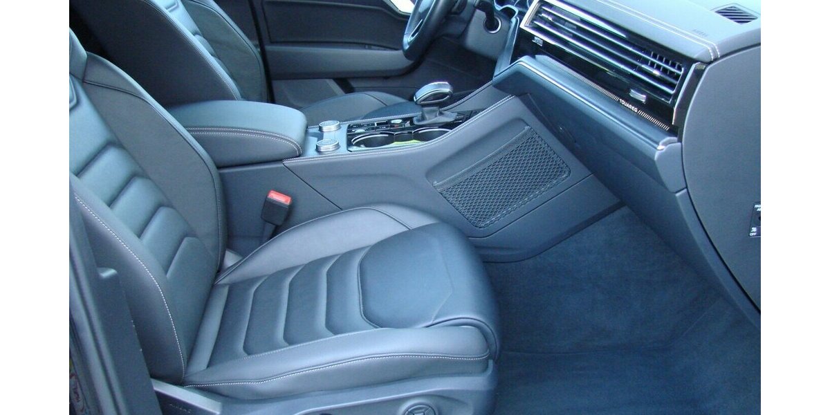 VW Touareg 3.0TDi Black Style 4M ACC LED AHK Luftfede 34.980 km 49.980 &euro; Falkensee 14612