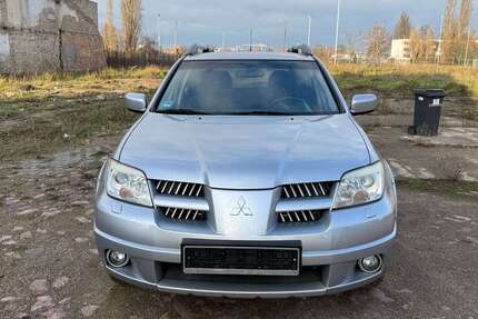 Mitsubishi Outlander 192.308 km 1.750 &euro; Halle 06110