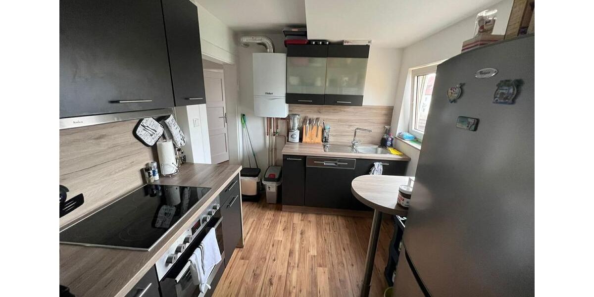 Dachgeschoßwohnung Petersberg - 3 Zimmer, 53 m&sup2;, 590&euro; | Angebot:26322083