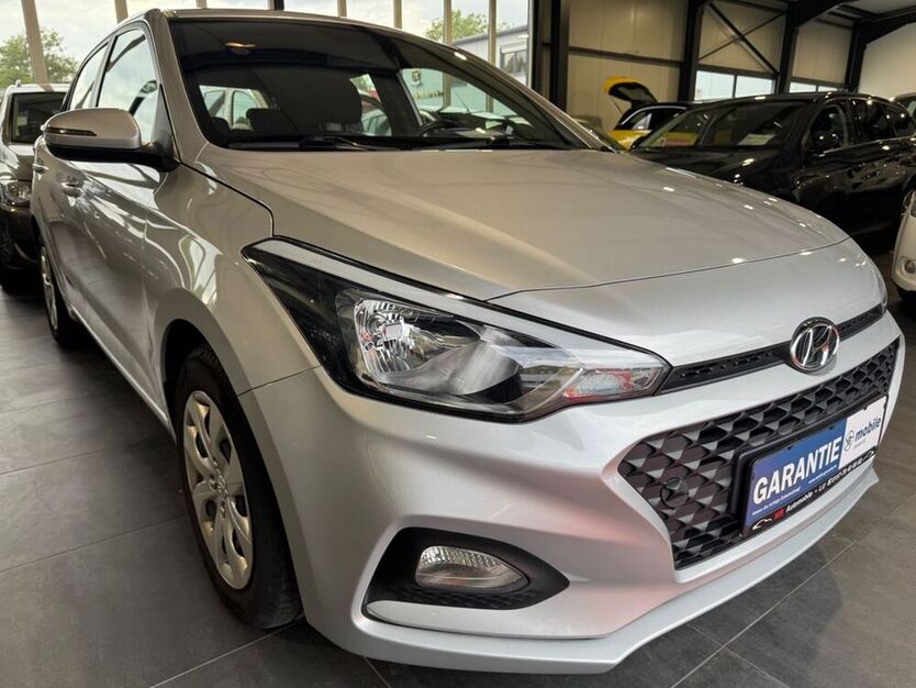 i20