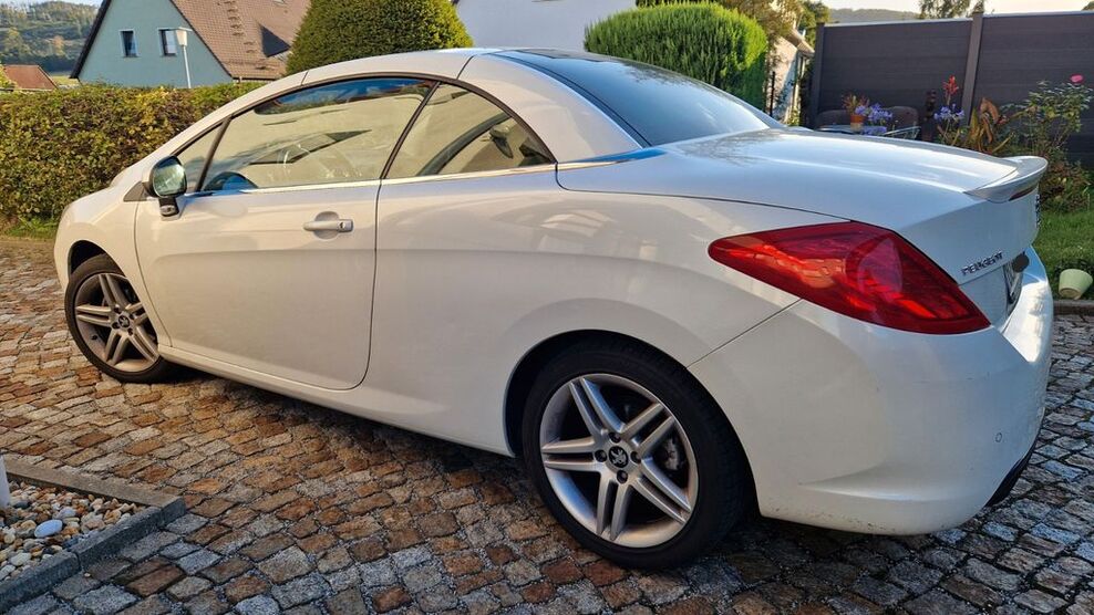 Peugeot 308 72.500 km 5.800 € Wilthen 02681