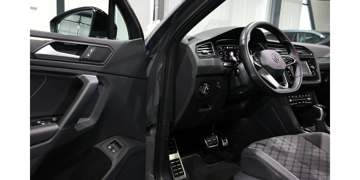 VW Tiguan 1.4 TSI DSG e-HYBRID R-LINE SPORT BLACK 87.000 km 31.991 &euro; Hamm 59077