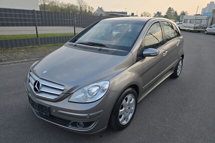 Mercedes B 180
