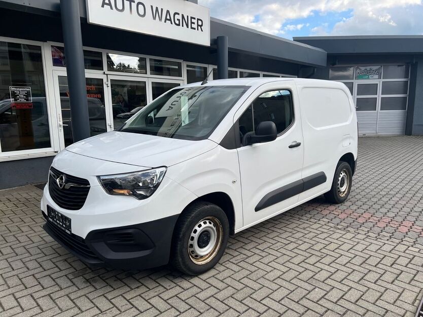 Opel Combo 96.000 km 10.490 € Kamenz 01917