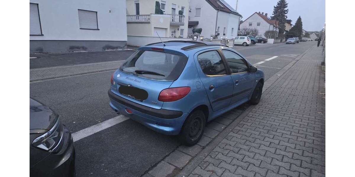 Peugeot 206 84.000 km 1.200 &euro; Kelsterbach 65451