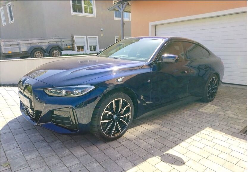 BMW i4 11.727 km 49.990 € Stulln 92551