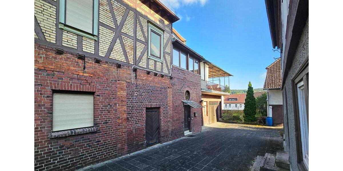 Einfamilienhaus Hösbach - 9 Zimmer, 162 m&sup2;, 360.000&euro; | Angebot:26879364