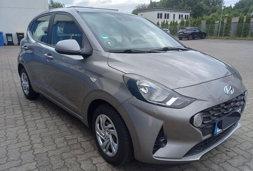 i10