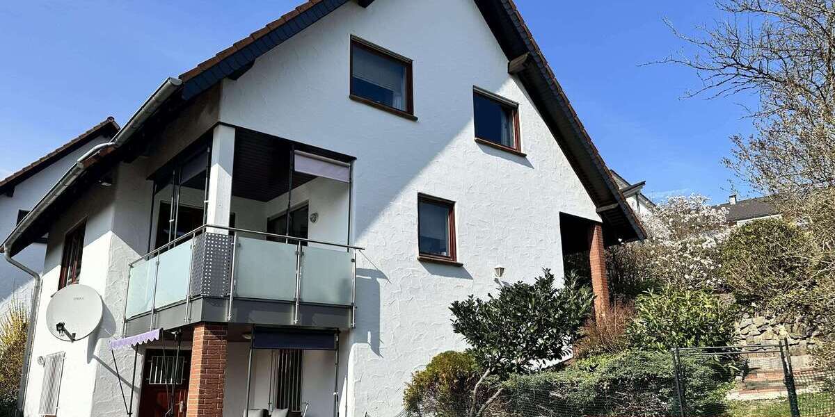 Einfamilienhaus Hilchenbach - 5 Zimmer, 102 m&sup2;, 269.000&euro; | Angebot:26312130