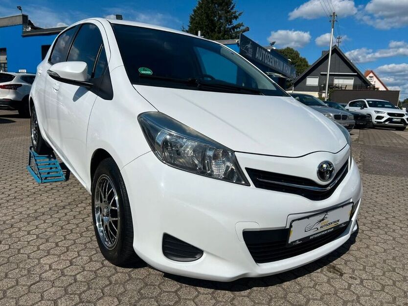 Yaris
