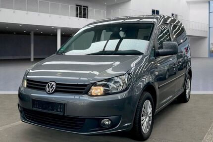 VW Caddy 118.000 km 10.900 &euro; Roetgen 52159