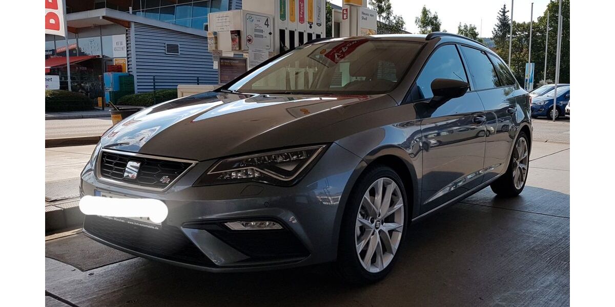 Seat Leon 96.000 km 15.300 &euro; Bad Griesbach 94086