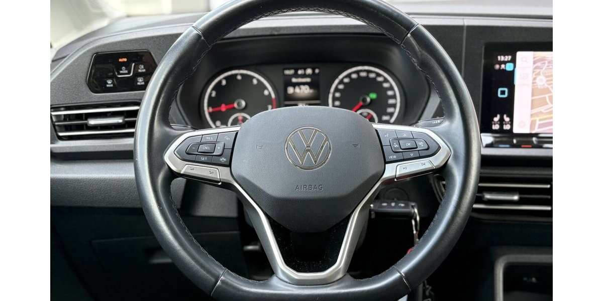 VW Caddy Maxi Life NAVI/CARPLAY/DSG/AHK/7.SITZER 38.004 km 26.900 &euro; Villingen-Schwenningen 78054